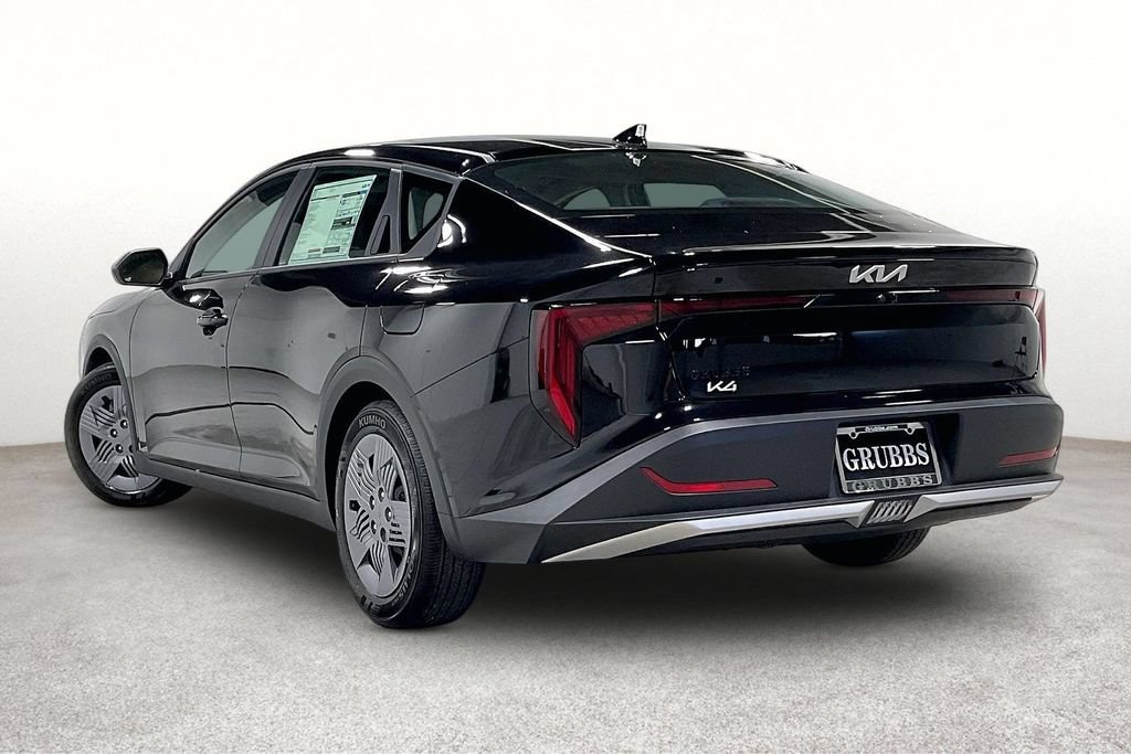 New 2026 Kia K4 FWD image 3