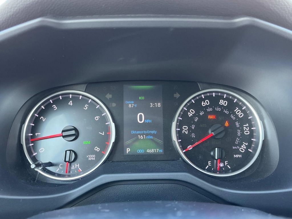 Used 2021 Toyota RAV4 XLE w/ Convenience Package image 35