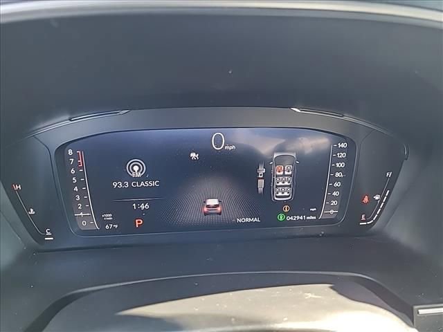 Used 2025 Honda Pilot Black Edition image 18