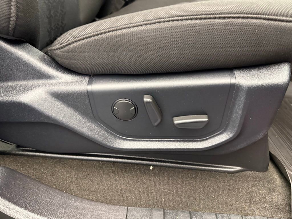 Used 2020 Ford F150 XLT w/ Equipment Group 302A Luxury AWD/4WD image 65