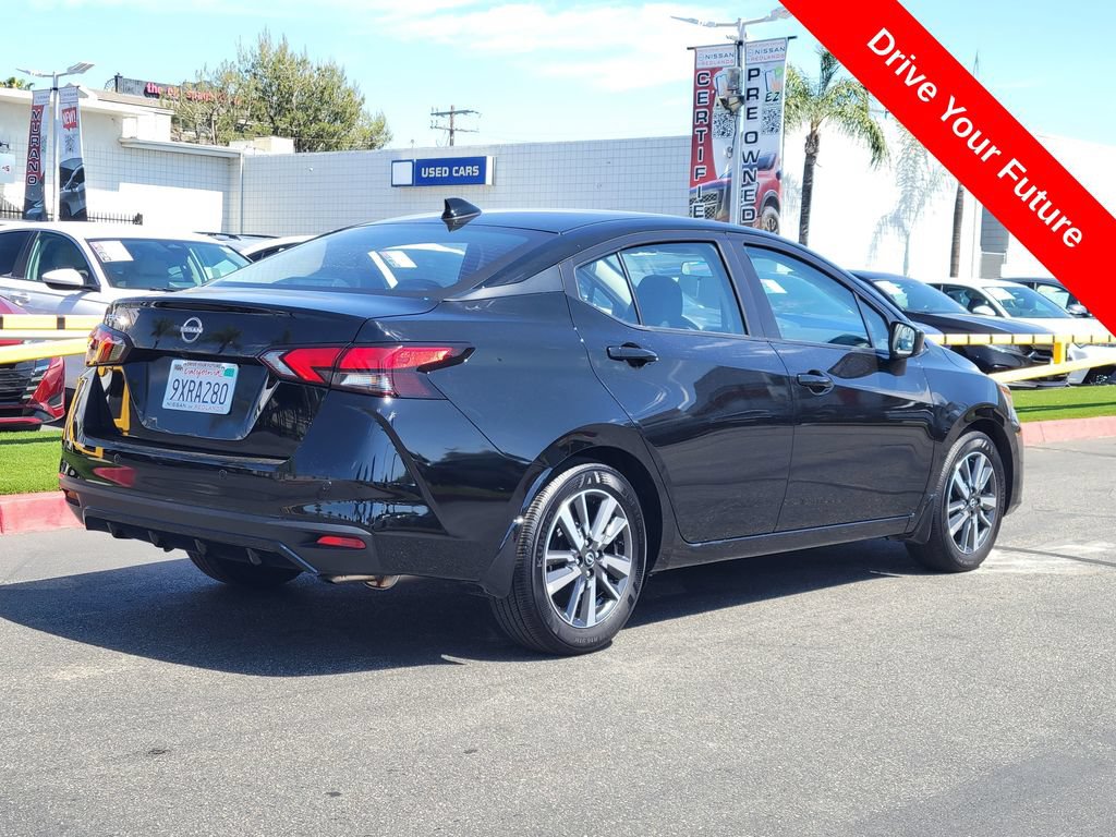 Used 2025 Nissan Versa SV w/ Trunk Package FWD image 4