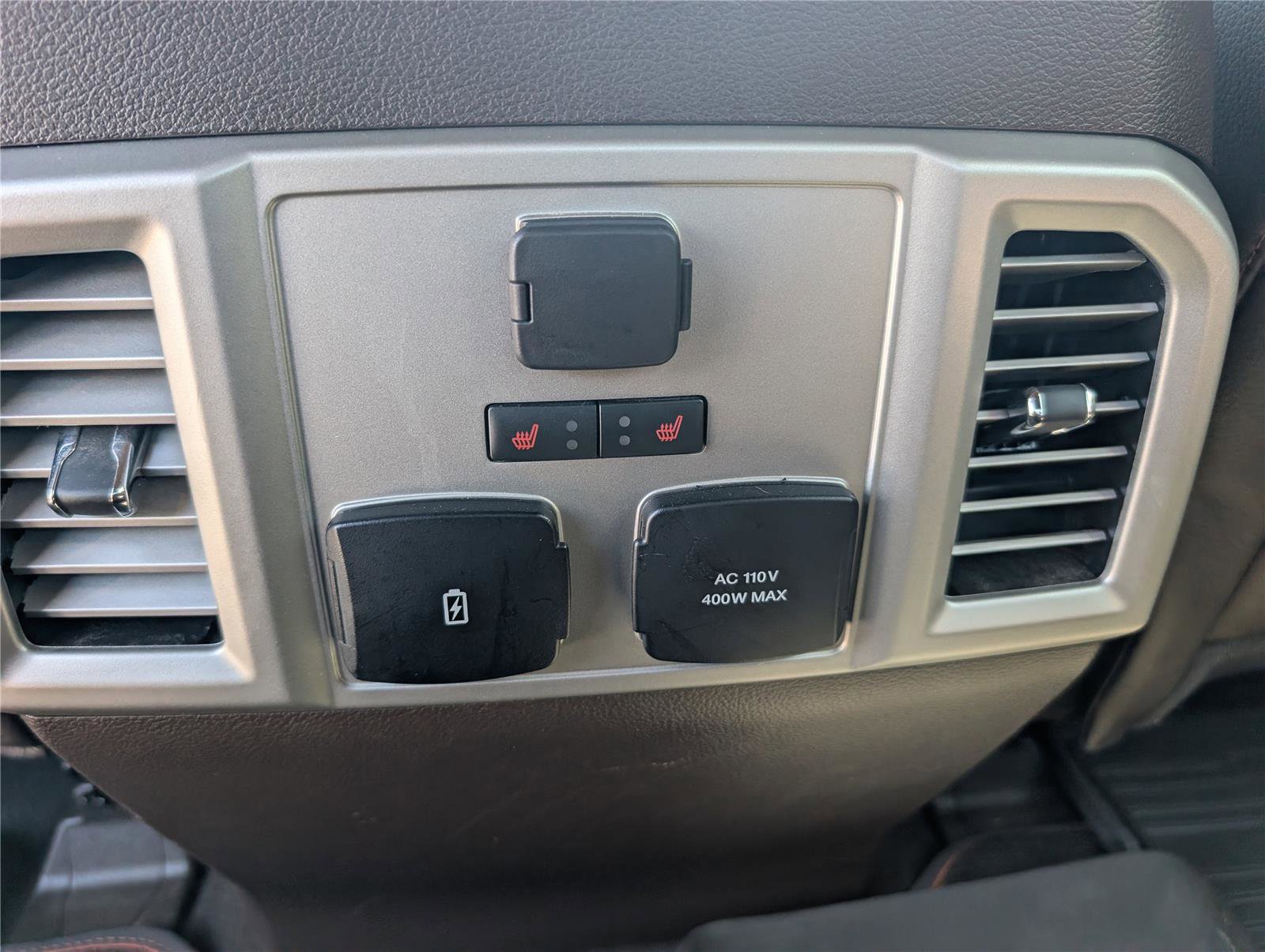 Used 2019 Ford F150 King Ranch w/ Equipment Group 601A Luxury AWD/4WD image 16