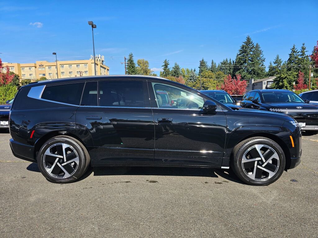 New 2026 Hyundai Ioniq 9 Calligraphy image 8