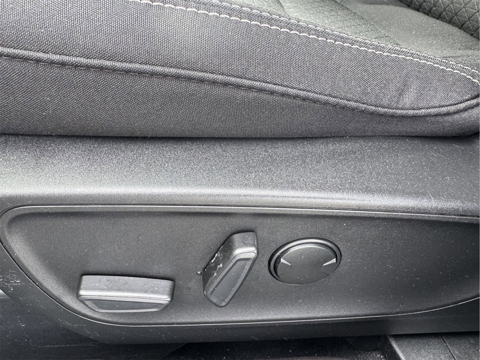 Used 2023 Ford Escape Active image 46