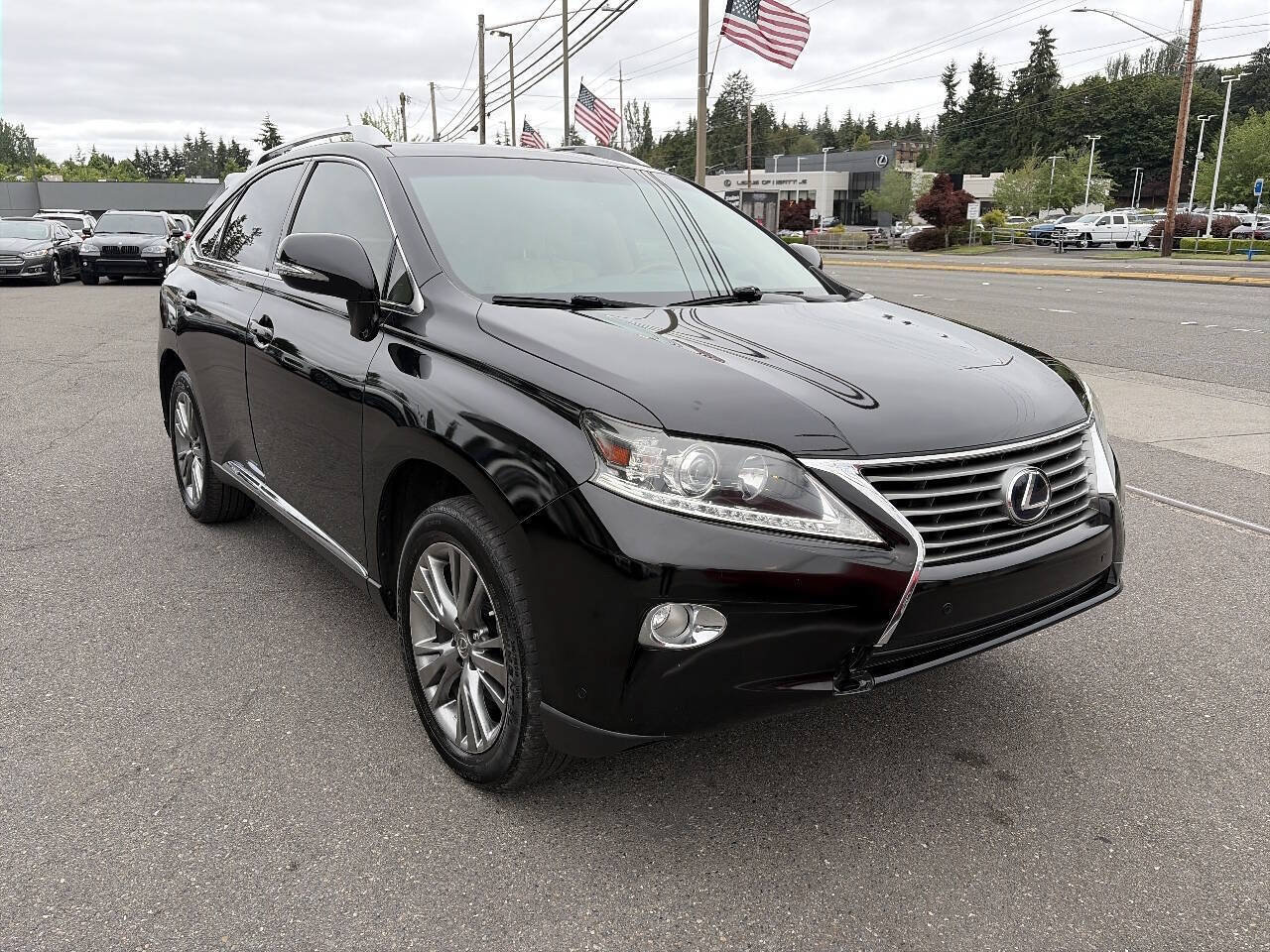 Used 2013 Lexus RX 450h AWD w/ Navigation Pkg image 14