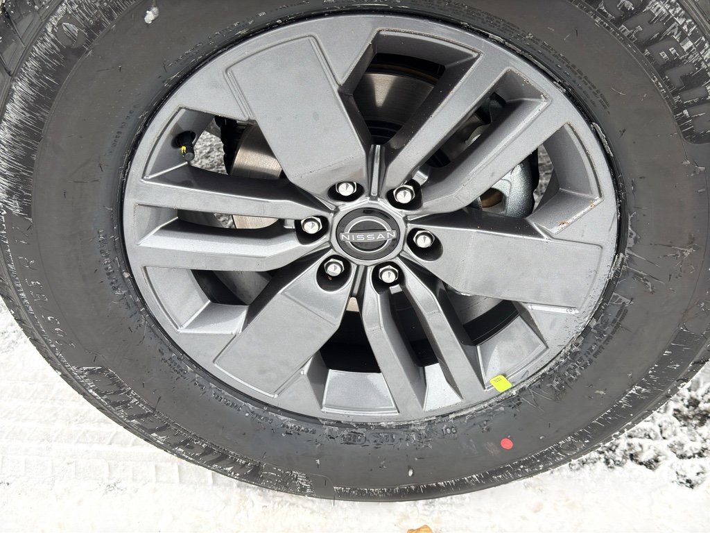 New 2026 Nissan Frontier SV image 8