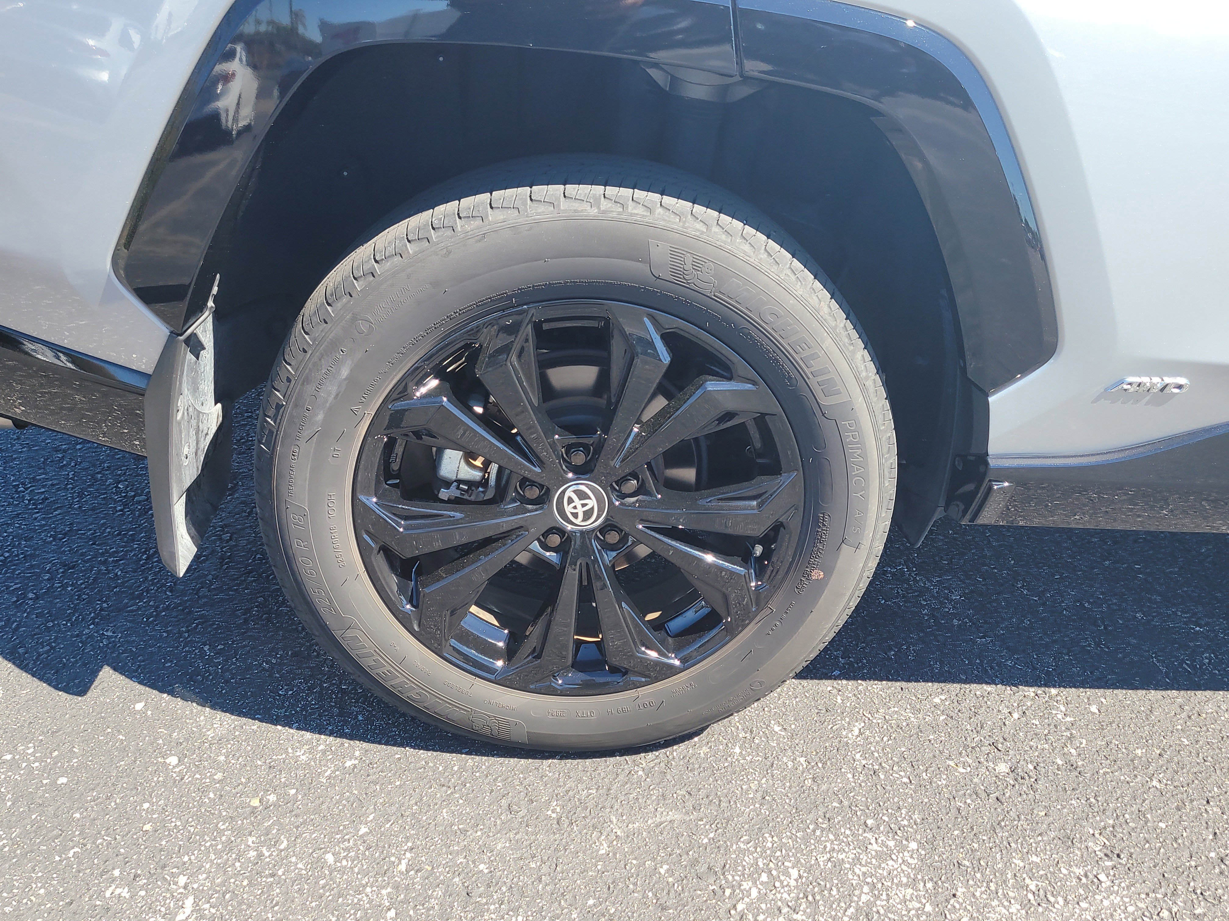 Used 2024 Toyota RAV4 XSE image 9