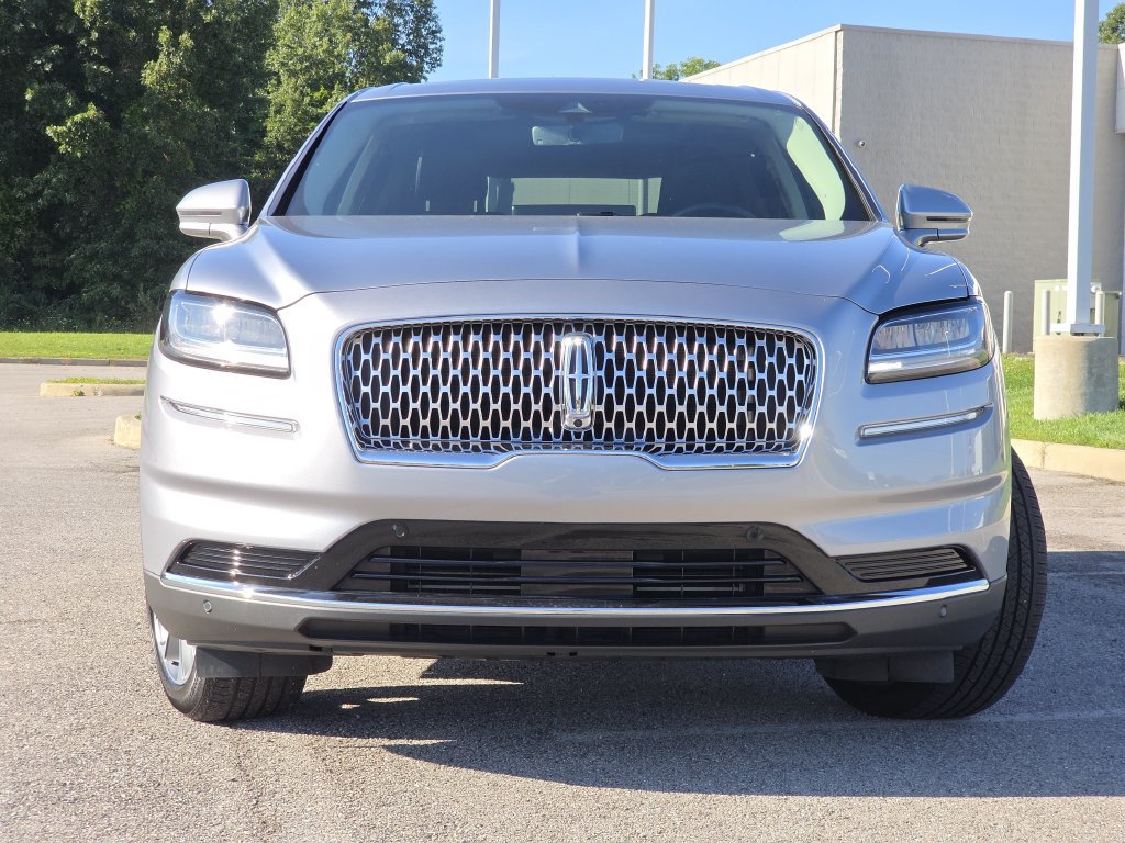 Used 2023 Lincoln Nautilus Reserve w/ Equipment Group 201A AWD/4WD image 4
