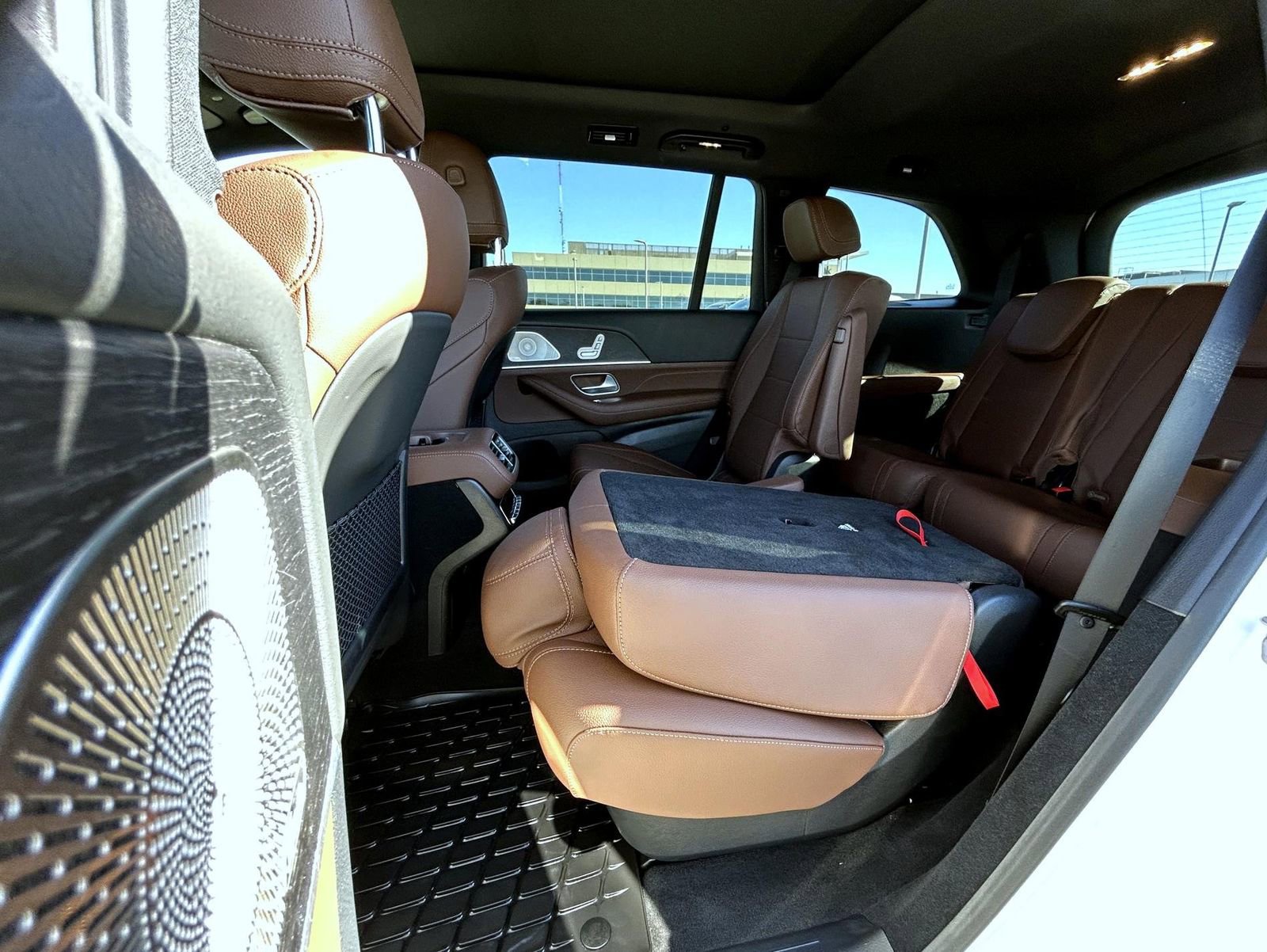 Used 2025 Mercedes-Benz GLS 450 4MATIC image 19