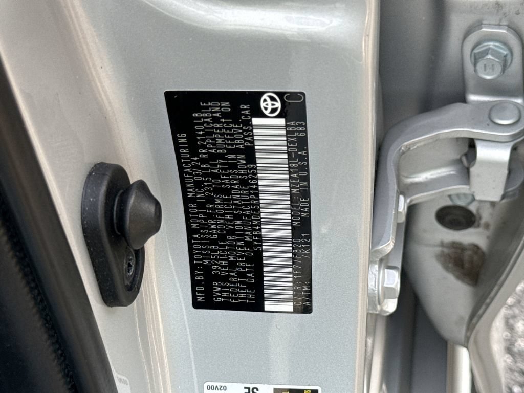 Used 2024 Toyota Corolla LE FWD image 26