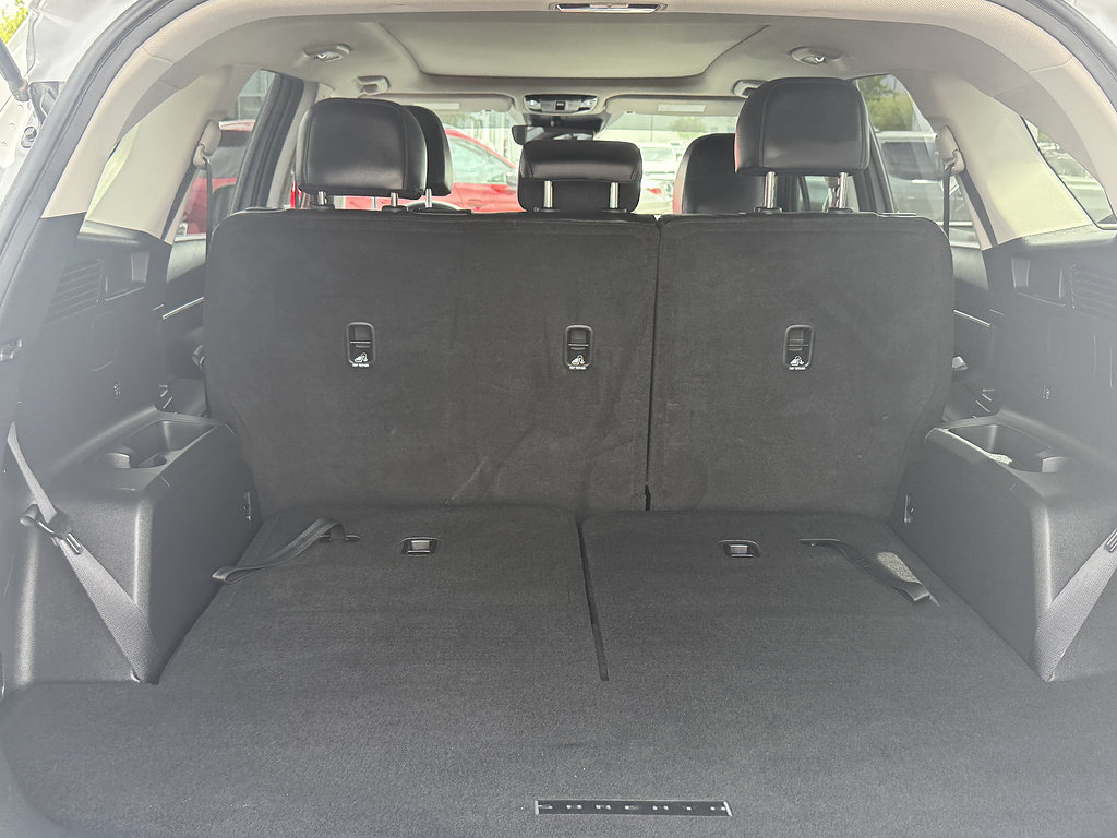 Used 2025 Kia Sorento S w/ Panoramic Sunroof Package FWD image 26