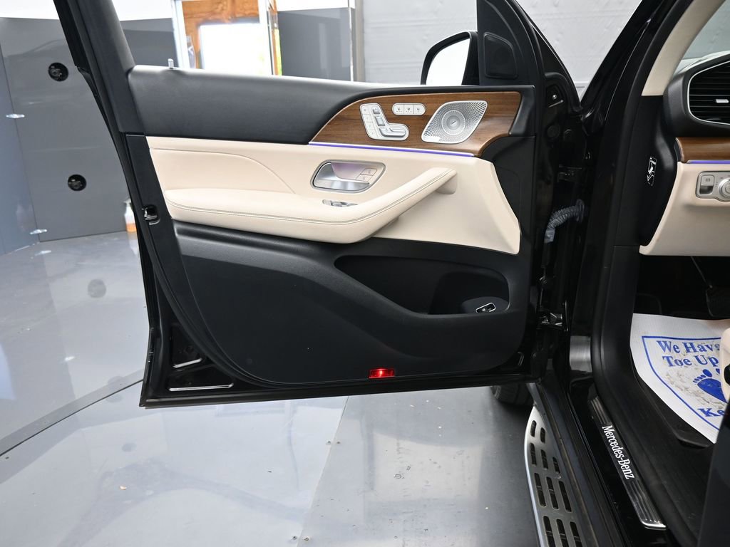 Used 2021 Mercedes-Benz GLE 350 4MATIC image 11