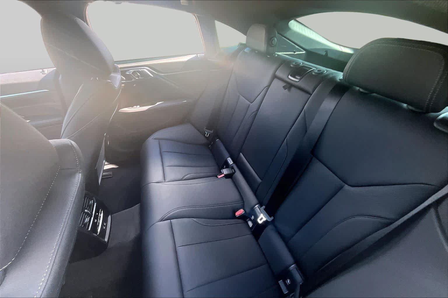 Used 2024 BMW i4 eDrive40 w/ M Sport Package RWD image 19