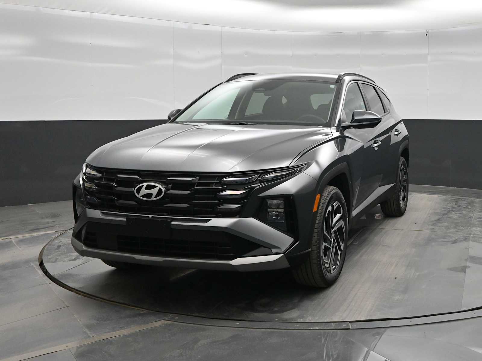 New 2026 Hyundai Tucson SEL Plus AWD/4WD image 3
