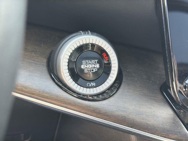 Used 2024 Jeep Grand Wagoneer L 4WD image 16