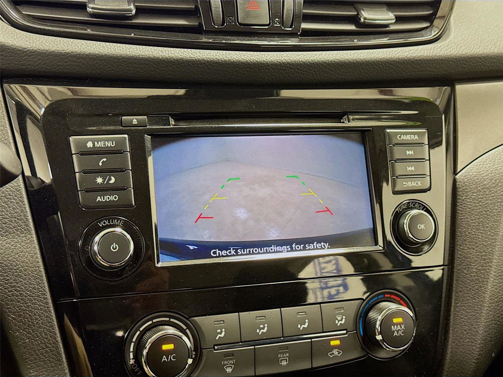 Used 2021 Nissan Rogue Sport S image 13