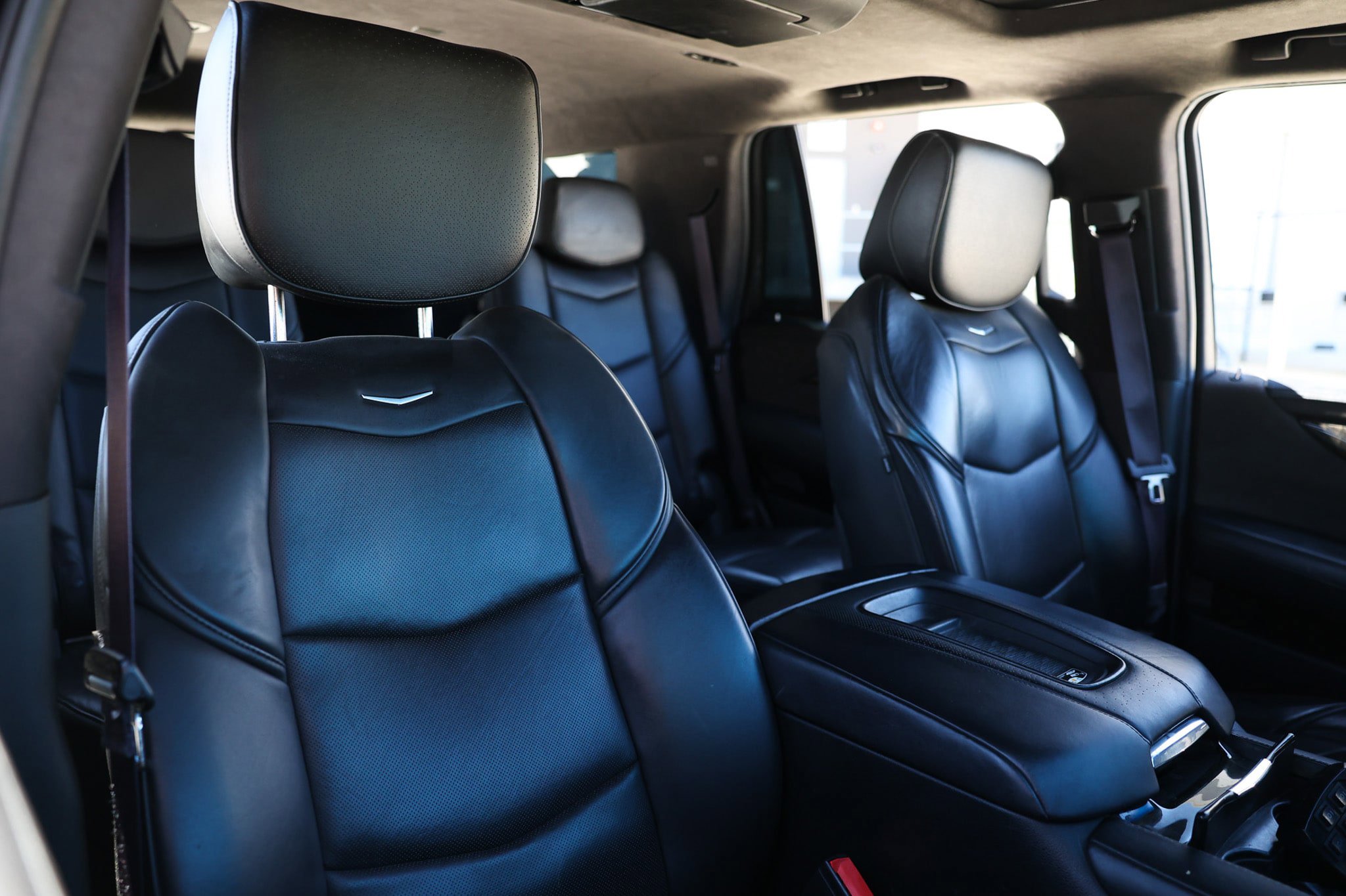Used 2016 Cadillac Escalade Platinum AWD/4WD image 20