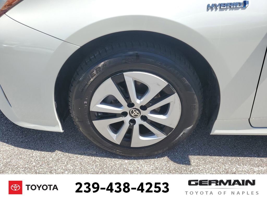 Used 2018 Toyota Prius Two FWD image 14