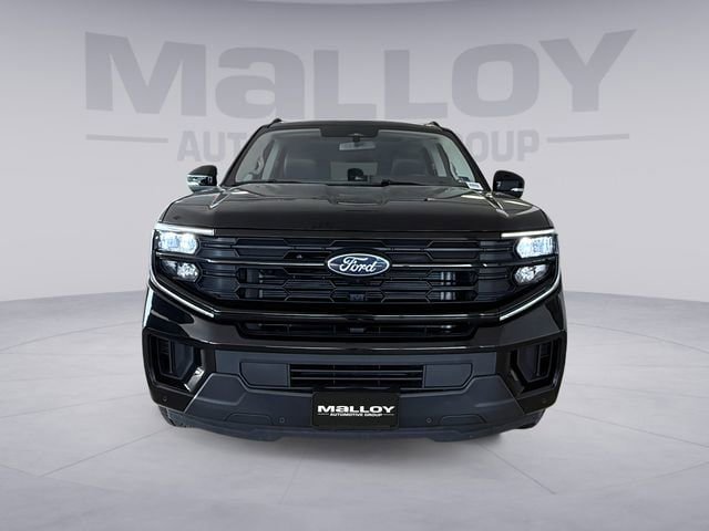 Used 2025 Ford Expedition Max Active AWD/4WD image 8
