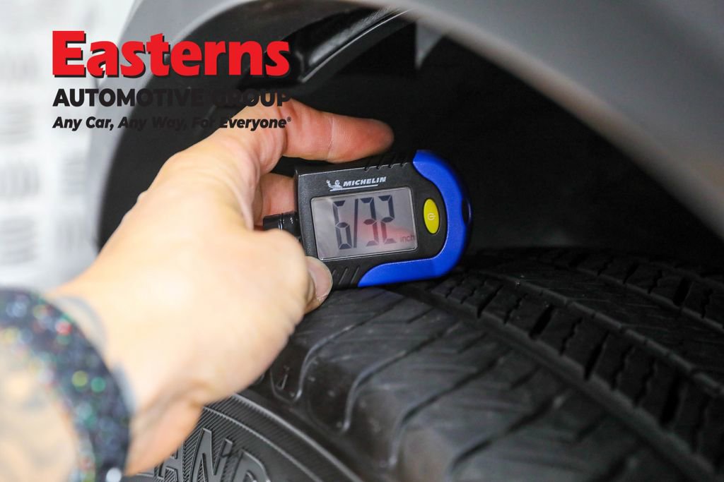 Used 2022 Nissan Rogue SV image 25