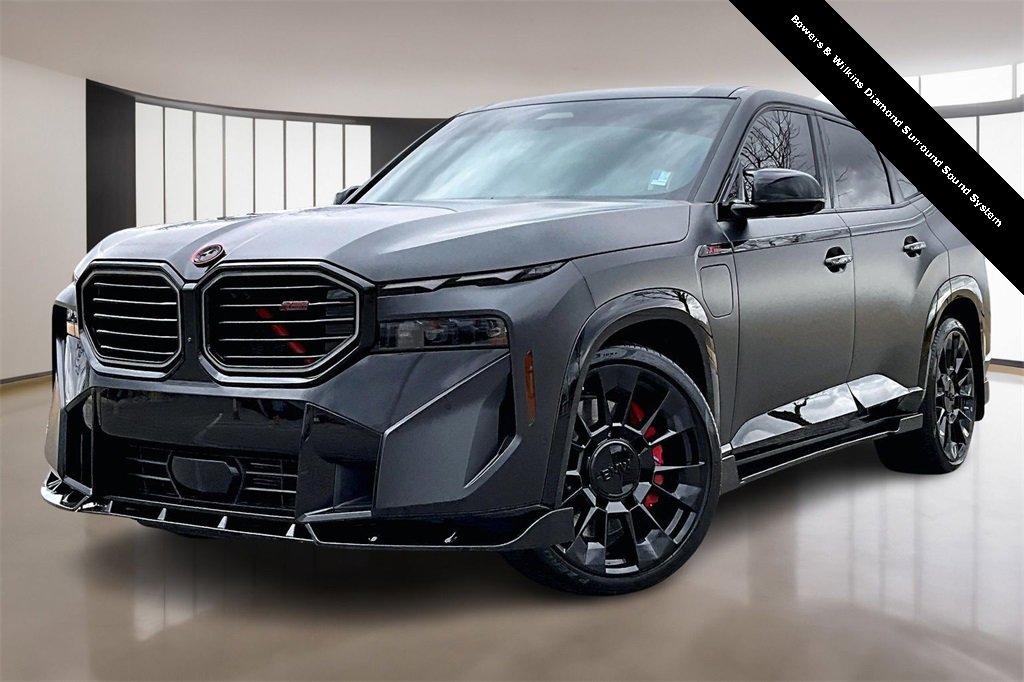 Used 2026 BMW XM Label Red image 1