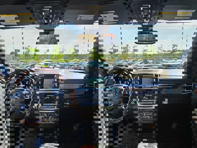 Used 2014 Mercedes-Benz GL 550 4MATIC image 19