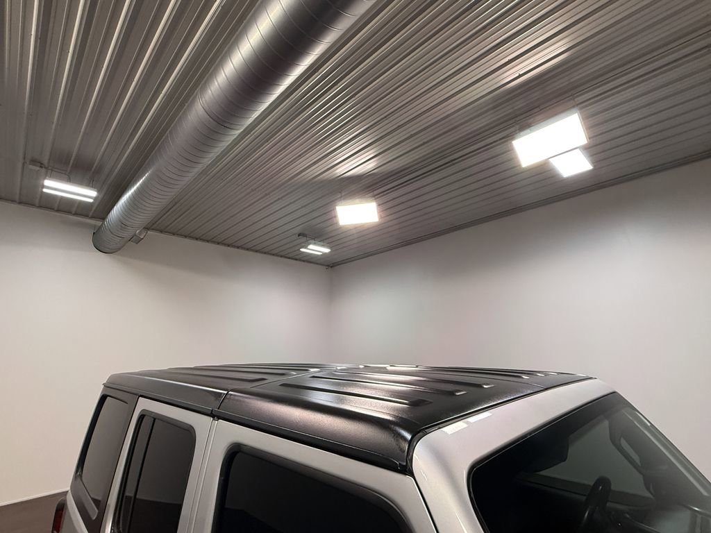 Used 2022 Jeep Wrangler Unlimited Sport image 44