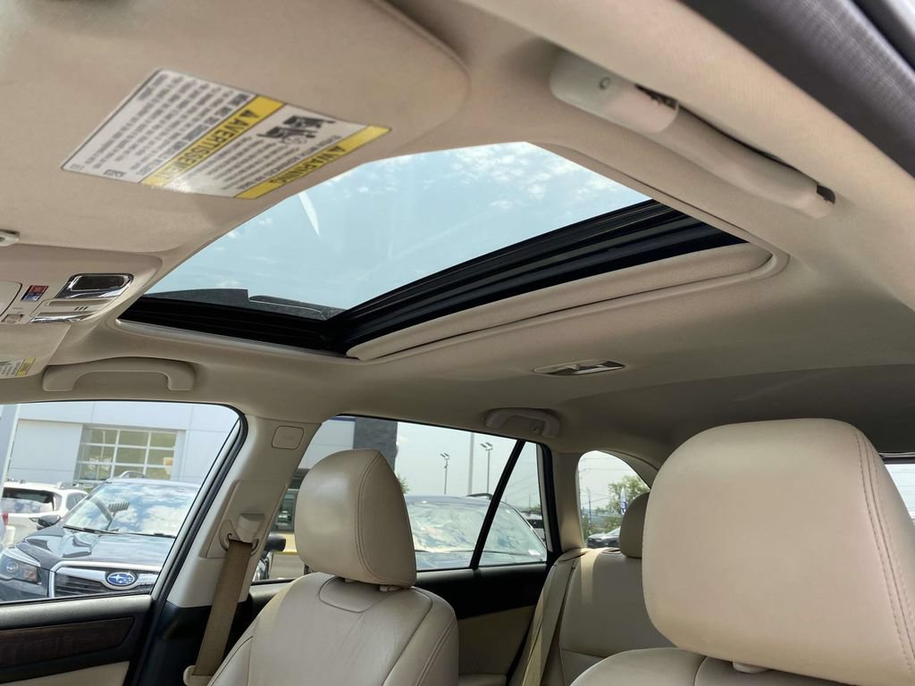 Used 2019 Subaru Outback 2.5i Limited AWD/4WD image 14