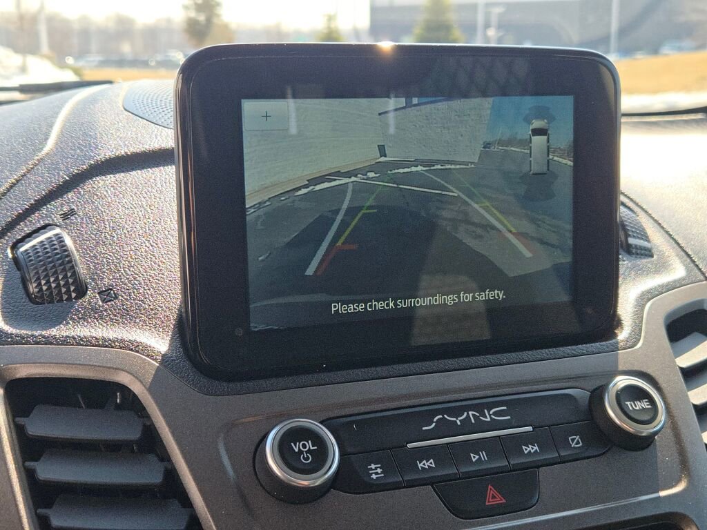 Used 2023 Ford Transit Connect XLT image 26