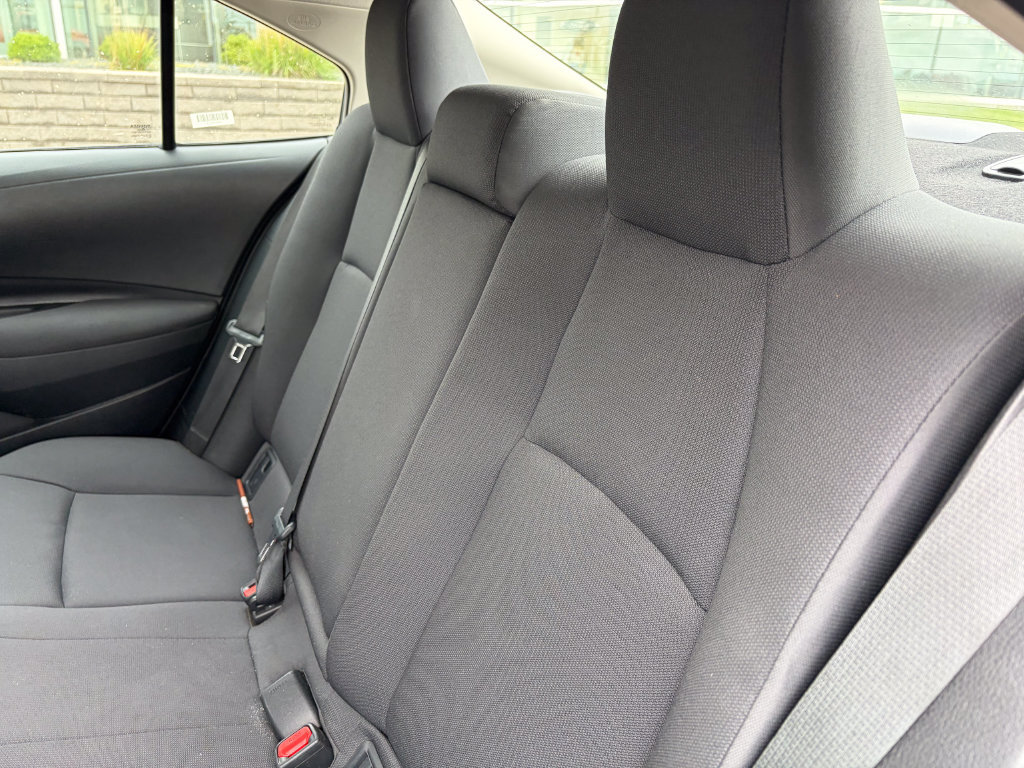 Used 2025 Toyota Corolla LE FWD image 11