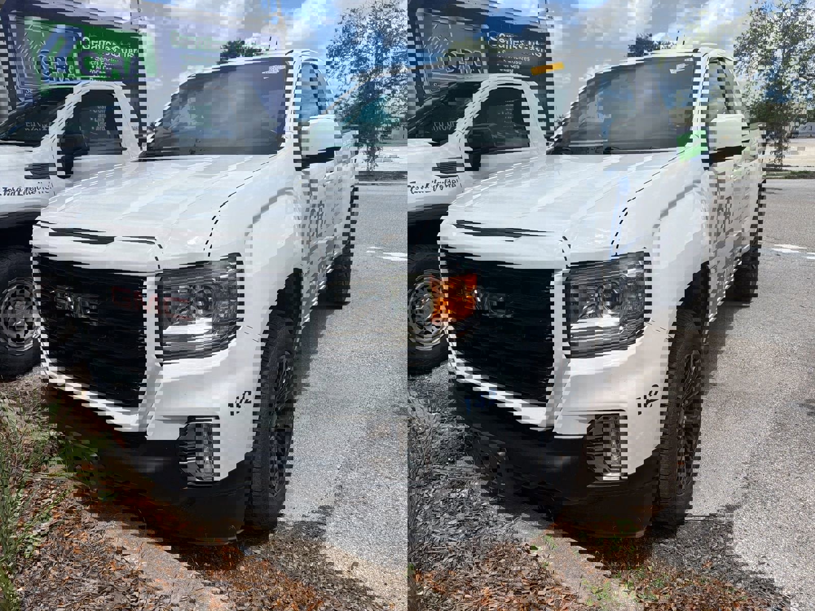 Used 2022 GMC Canyon Elevation w/ Trailering Package image 4