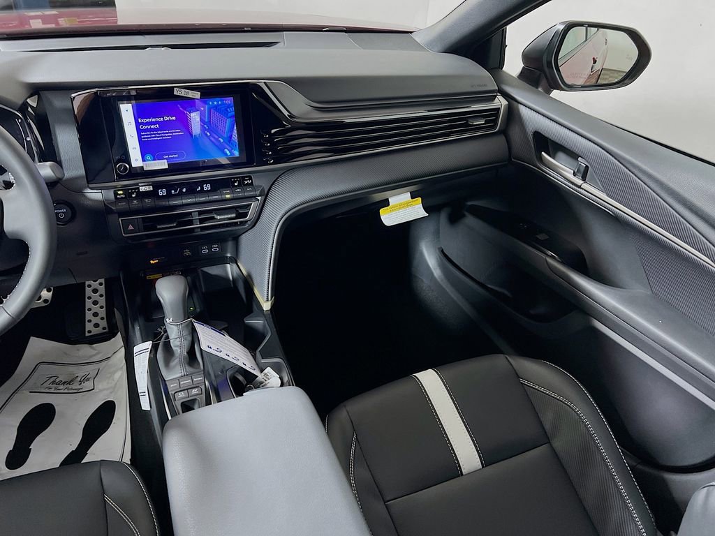 New 2026 Toyota Camry Hybrid image 19