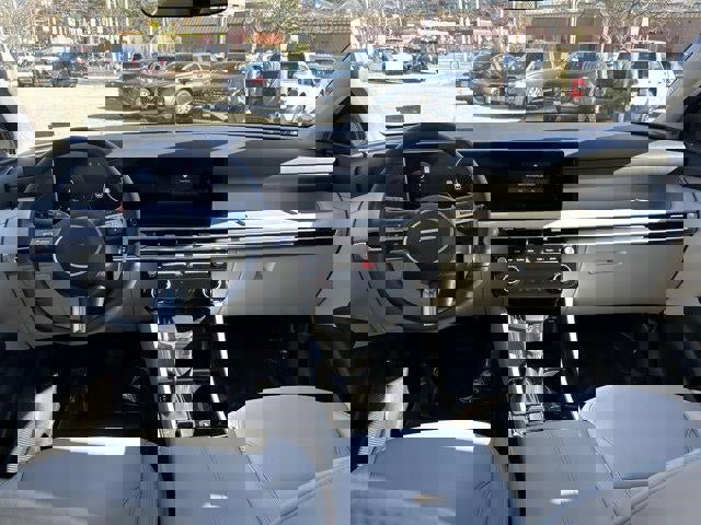 Used 2025 Hyundai Tucson SEL image 46