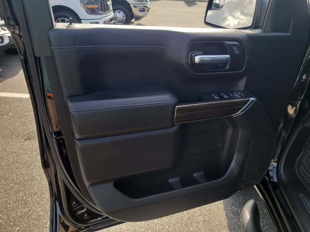 Used 2021 Chevrolet Silverado 1500 RST AWD/4WD image 18