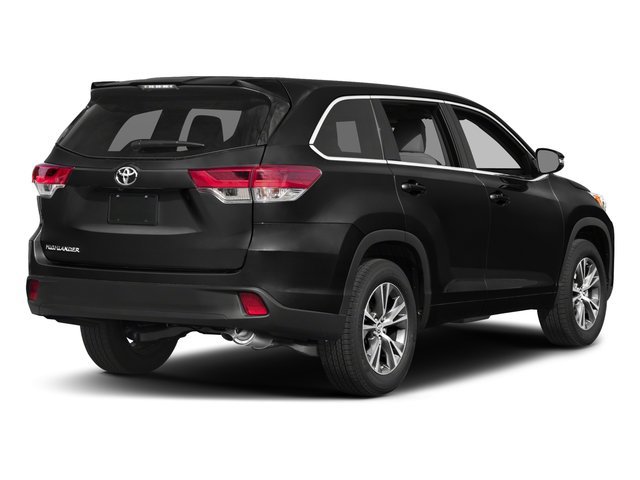 Used 2017 Toyota Highlander Plus AWD/4WD image 2