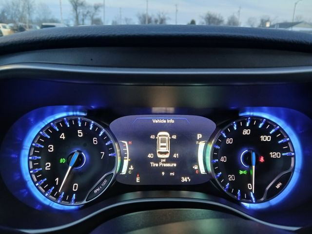 New 2026 Chrysler Pacifica Select FWD image 20