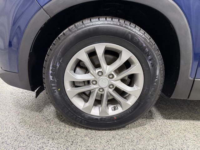 Used 2020 Hyundai Santa Fe SE image 25