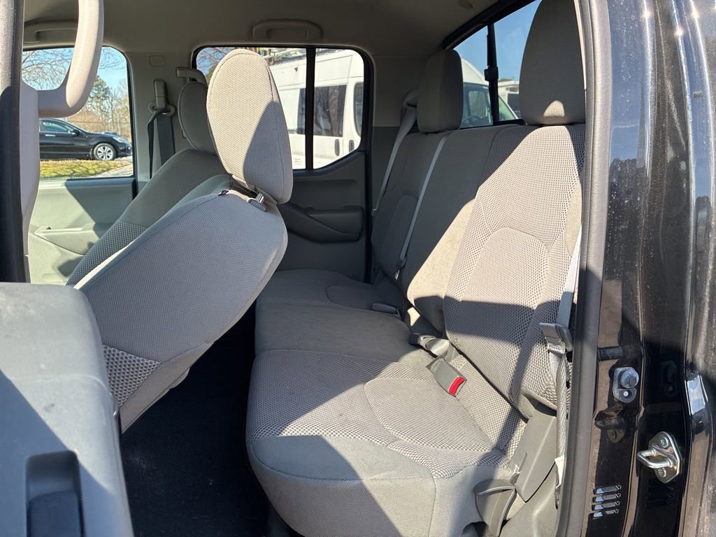 Used 2019 Nissan Frontier SV w/ Value Truck Package image 13