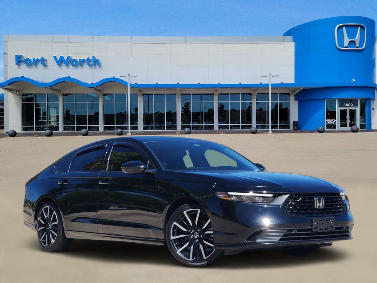 Used 2023 Honda Accord Touring image 1