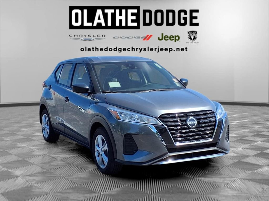Used 2025 Nissan Kicks Play S FWD image 29