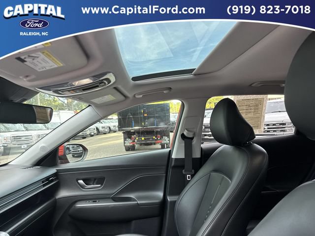 Used 2024 Hyundai Kona Limited FWD image 22