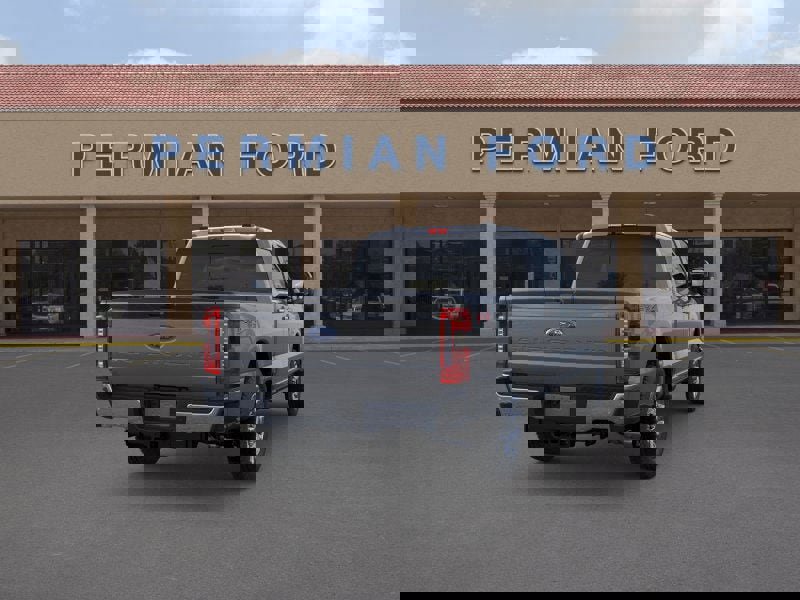 New 2026 Ford F250 4x4 Crew Cab Super Duty image 8