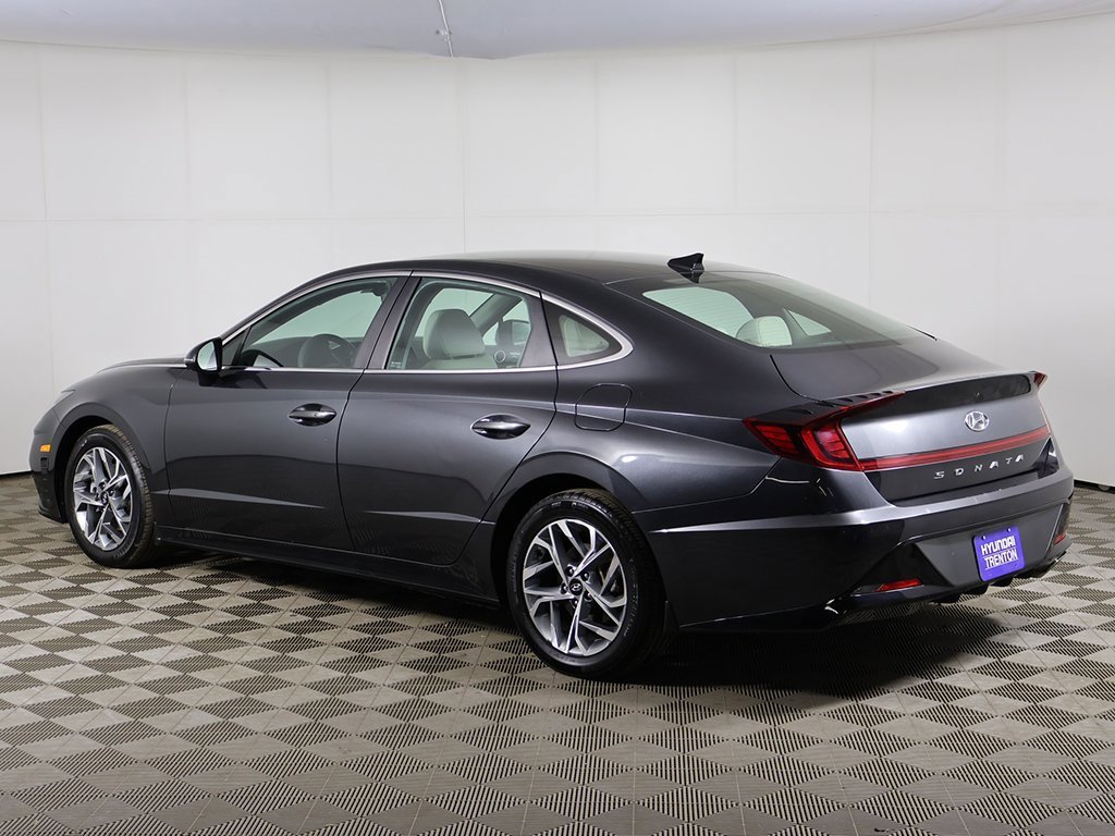 Used 2023 Hyundai Sonata SEL image 9