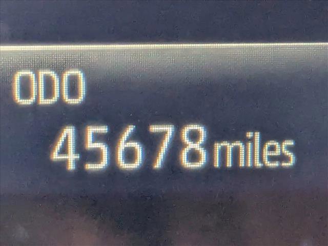 Used 2024 Toyota Highlander XLE image 11