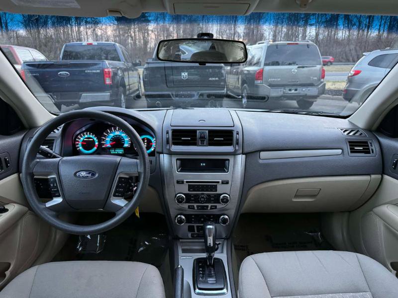 Used 2012 Ford Fusion SE image 17