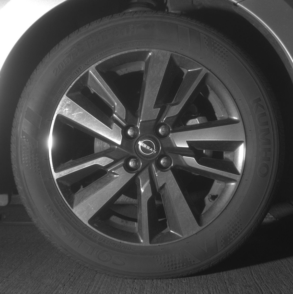 Used 2025 Nissan Versa SV image 13