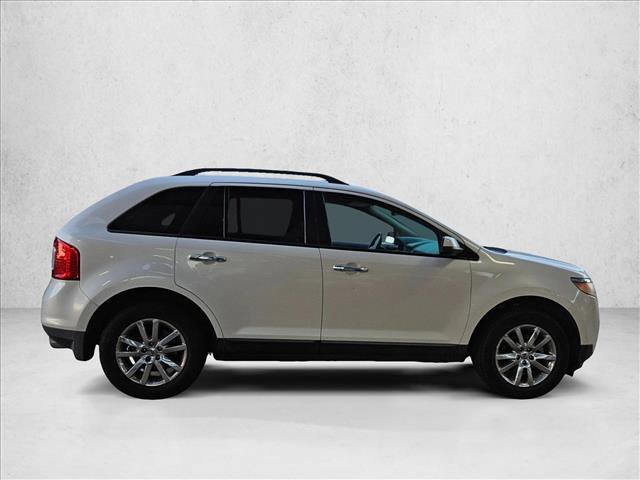 Used 2011 Ford Edge SEL w/ 202A Rapid Spec Order Code image 4