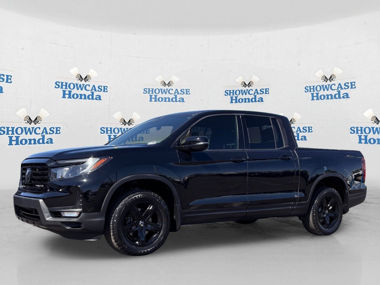Certified 2023 Honda Ridgeline Black Edition image 2