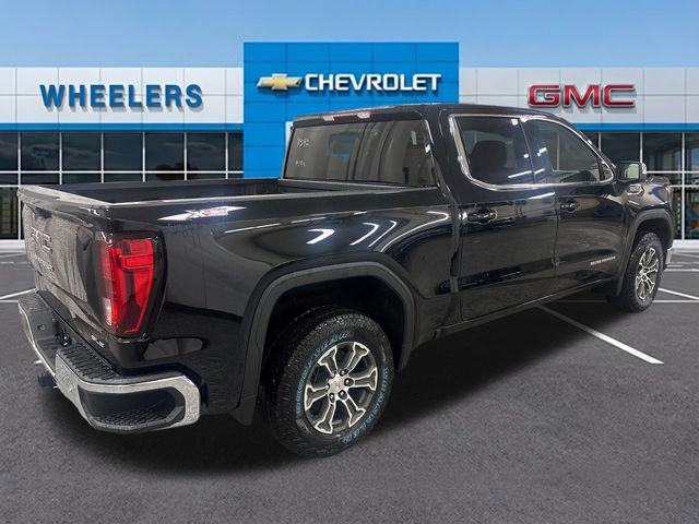 New 2026 GMC Sierra 1500 SLE image 16