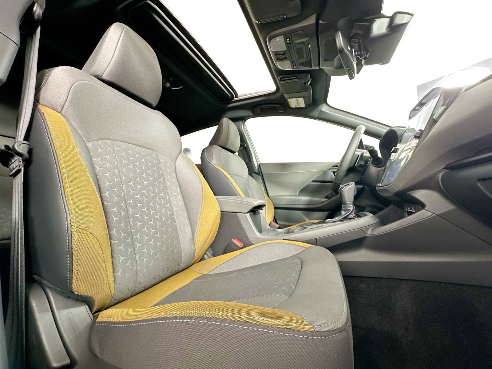 Certified 2025 Subaru Crosstrek 2.5i Sport w/ Crosstrek Mirror Package image 25